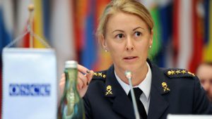 Kapten Anna Björsson, studerande vid Försvarshögskolans stabsutbildning, tidigare genderrådgivare åt Försvarsmaktens insatschef. Foto: Mickey Kroell/OSCE